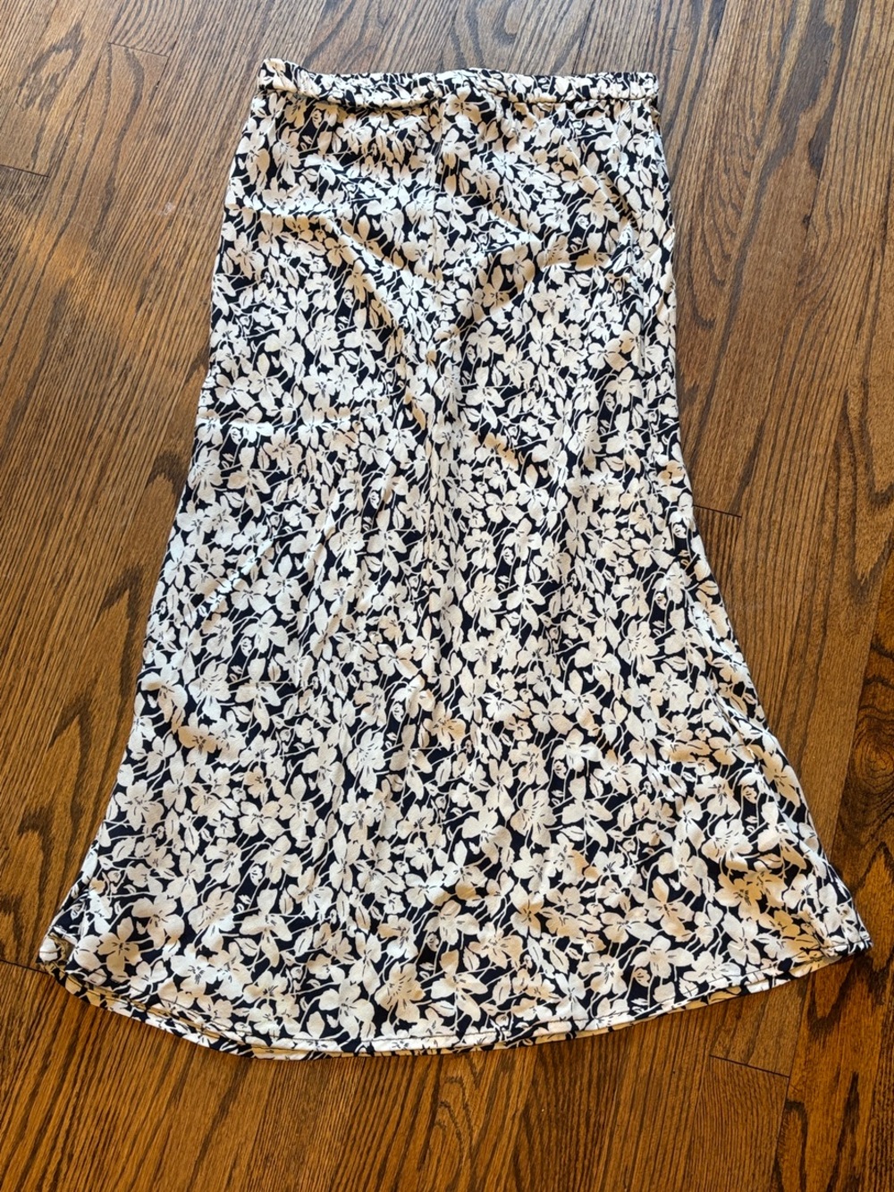 GAP Black and White Floral Maxi Skirt
